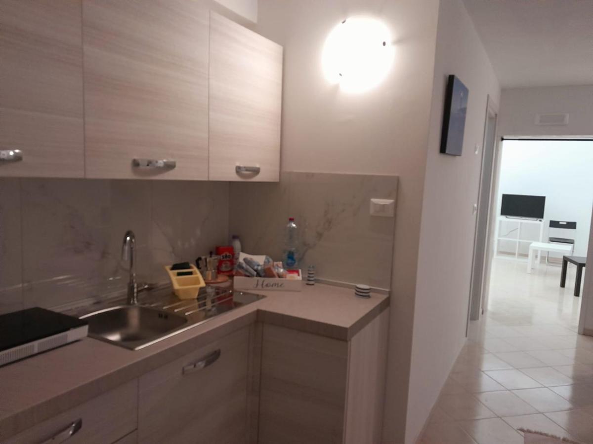 Di Fronzo Guest House A Triggiano Exterior photo