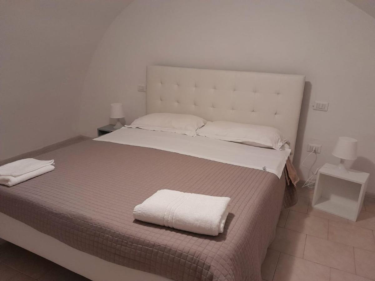 Di Fronzo Guest House A Triggiano Exterior photo
